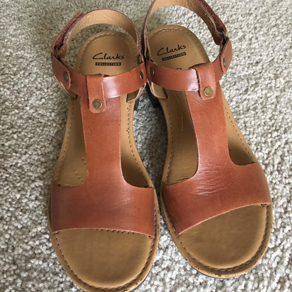 clarks leather sandals